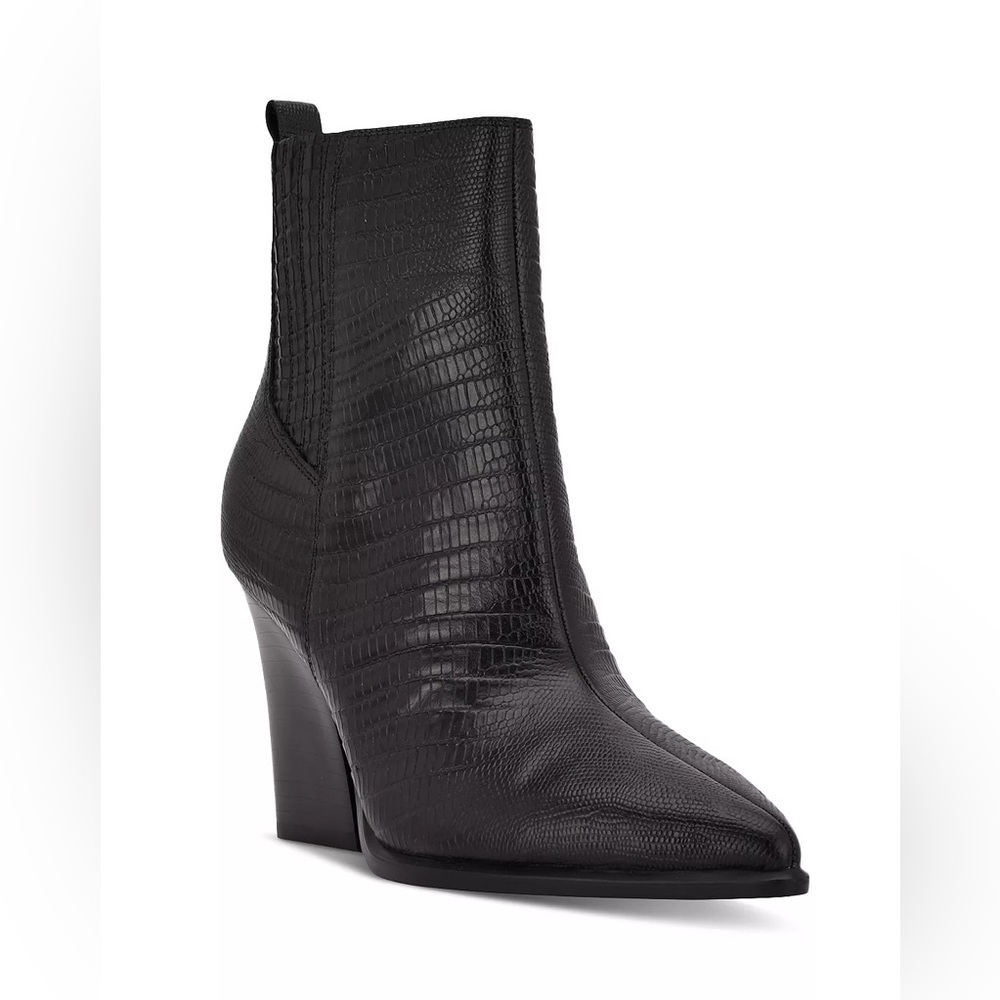 Marc Fisher Mariel 2 Pointed Toe Heeled Western Bootie Black Croc Leather Size 7